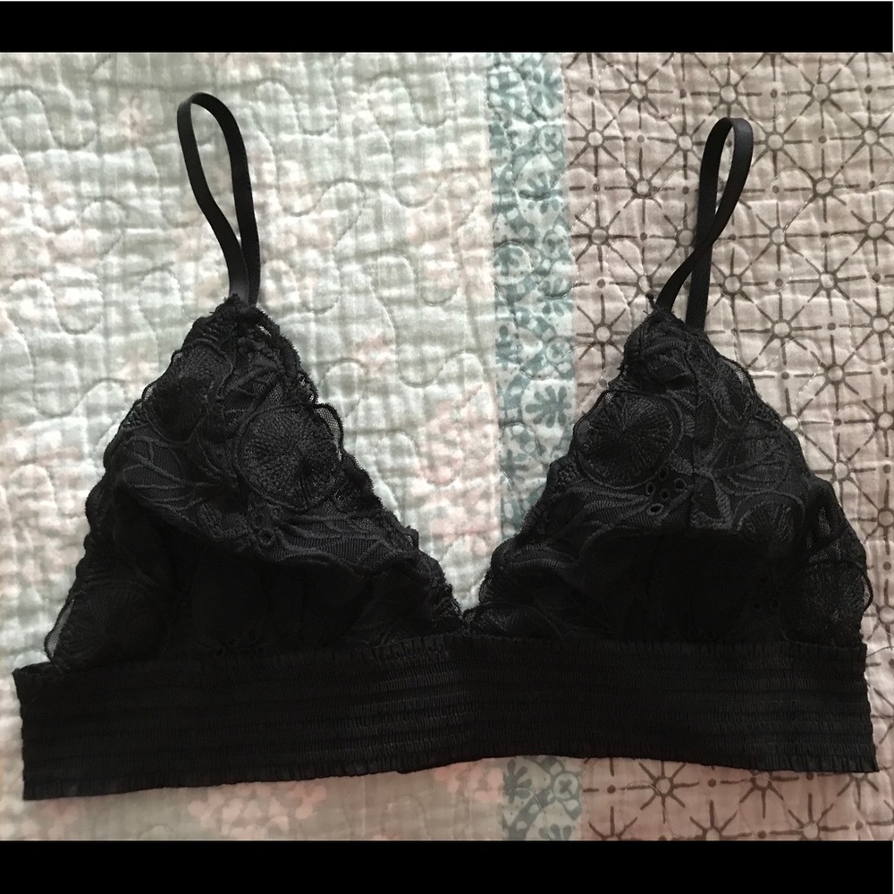 Aerie Black Lace Strappy Bralette